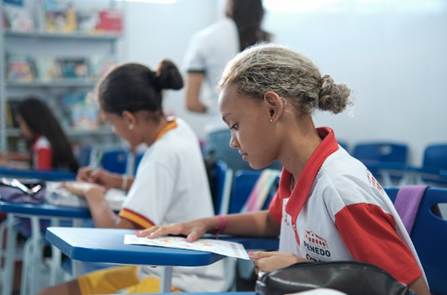 Curso gratuito apoia redes a implementar educação integral para adolescentes