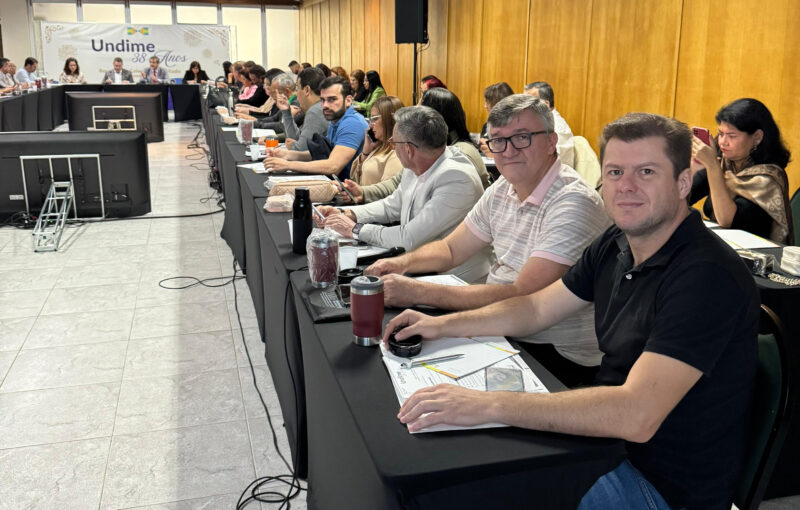 Seccional catarinense presente na reunião do Colegiado Ampliado da Undime Nacional, no Rio Grande do Sul